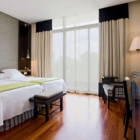 Nh Avenida Jerez Hotel 4*