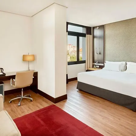 Nh Avenida Jerez Hotel 4*