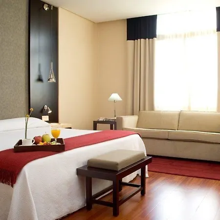 Nh Avenida Jerez 4*